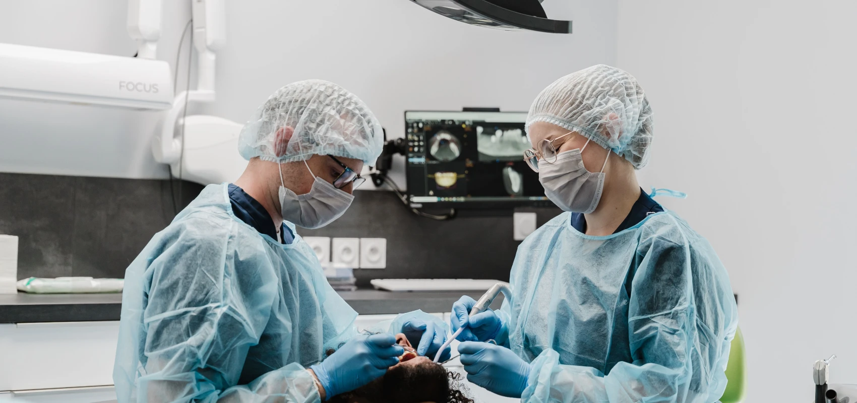 dentiste-poncin-implant-dr-baverey